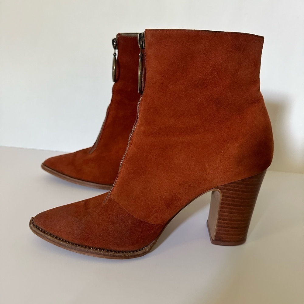 Kristin Cavallari Chinese Laundry Women’s Suede Ankle Boots Size 6